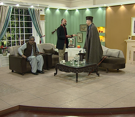 Malik Sahab Panicked Due to a Phone Call | Kay2 TV Malik Ka Farum