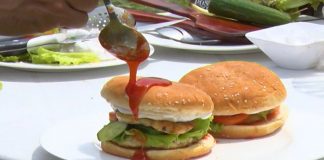 Picnic with Ahmed Sher | Spicy Chicken Burger Recipe | 23rd August 2020 | Kay2 TV Picnic with Ahmed Sher | Spicy Chicken Burger Recipe | 23rd August 2020 | Kay2 TV